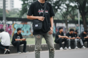 Inspired27 Tas Slingbag Comma – FB